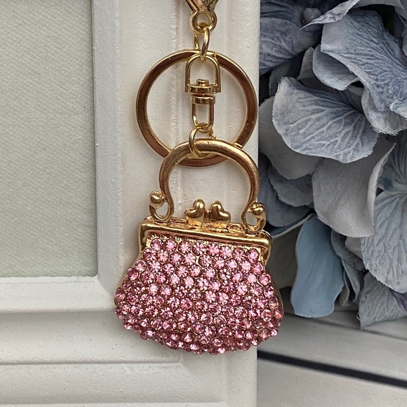 Pink Crystal Clasped Handbag Keychain Charm - Picture 3 of 12